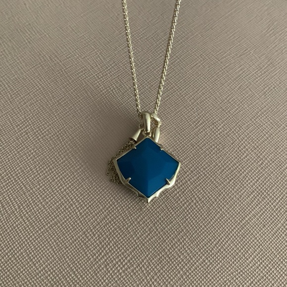 Kendra Scott Arlet Necklace in Blue Agate - Picture 3 of 14